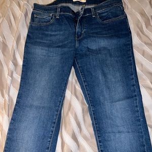Levi’s Women 710 Super Skinny Jeans